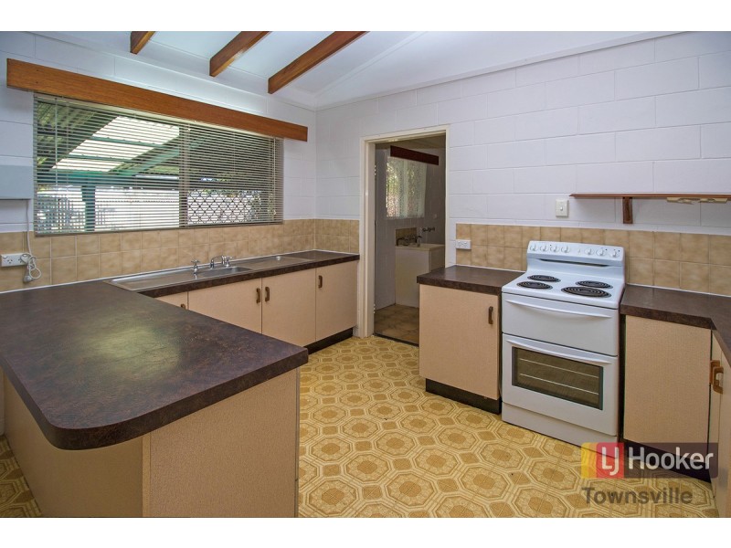 9 Paluma Street, Kirwan QLD 4817