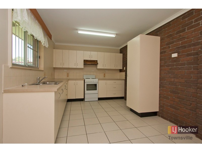 16 Brookhurst Avenue, Kirwan QLD 4817