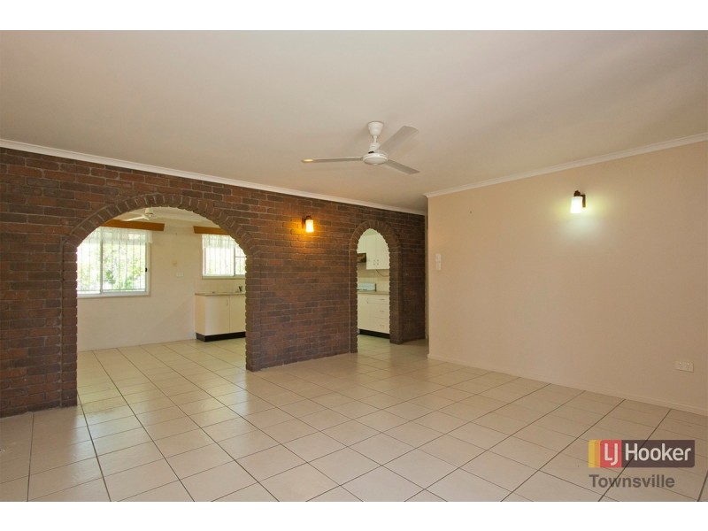 16 Brookhurst Avenue, Kirwan QLD 4817