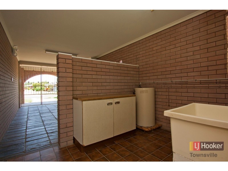 16 Brookhurst Avenue, Kirwan QLD 4817