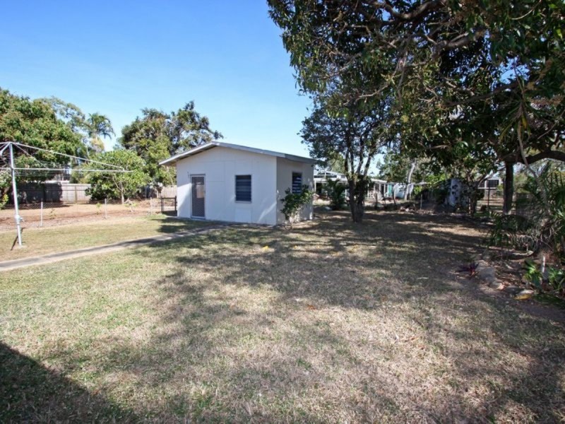 13 Canara Street, Cranbrook QLD 4814