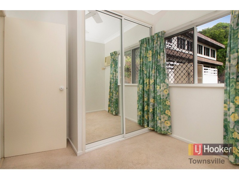 3/2 Oxley Street, Townsville City QLD 4810