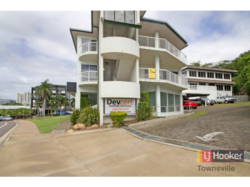 3/2 Oxley Street, Townsville City QLD 4810