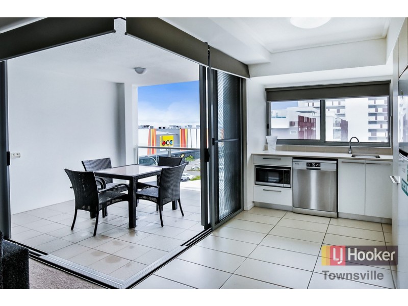 504/3 Kingsway Place, Townsville City QLD 4810