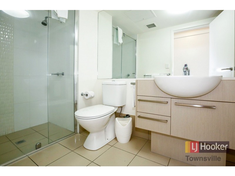 504/3 Kingsway Place, Townsville City QLD 4810