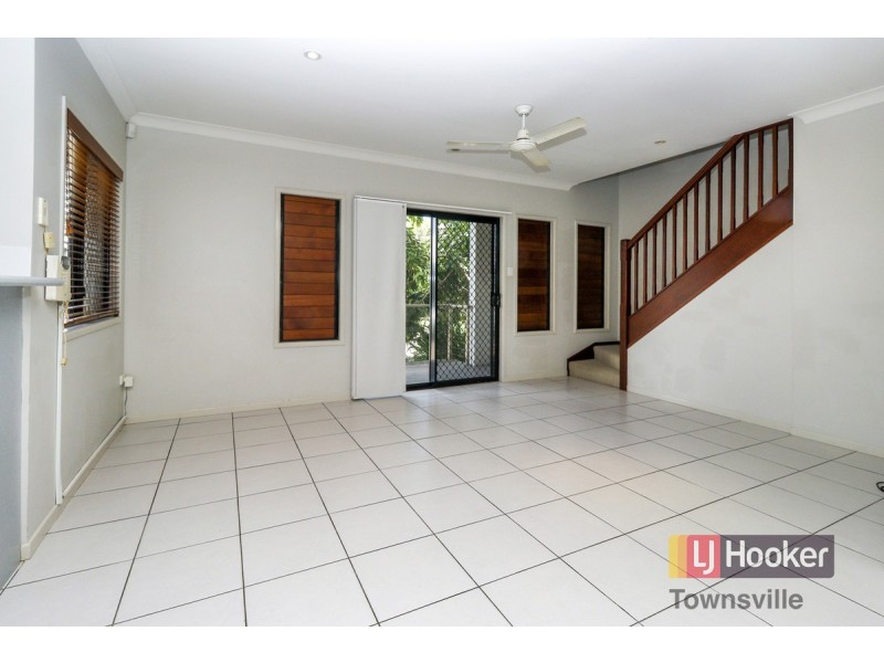6/6 Freshwater Drive, Douglas QLD 4814