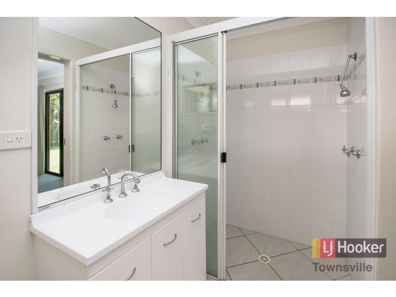 11 Chesterton Court, Kirwan QLD 4817