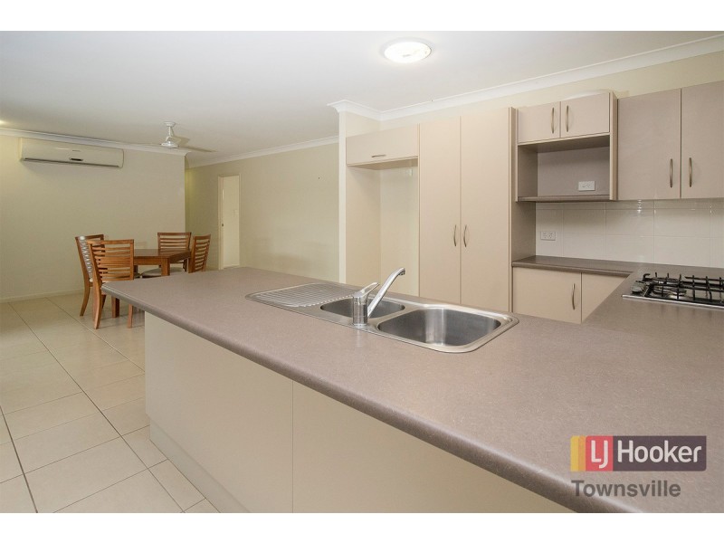 33 Innes Drive, Deeragun QLD 4818