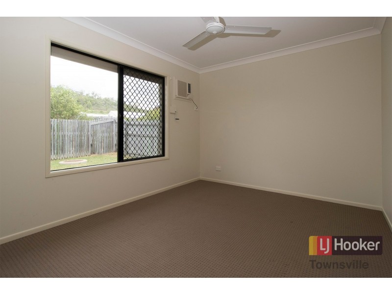 33 Innes Drive, Deeragun QLD 4818