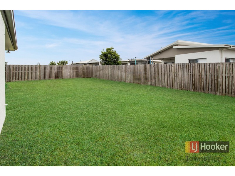 12 Nolina Street, Rasmussen QLD 4815