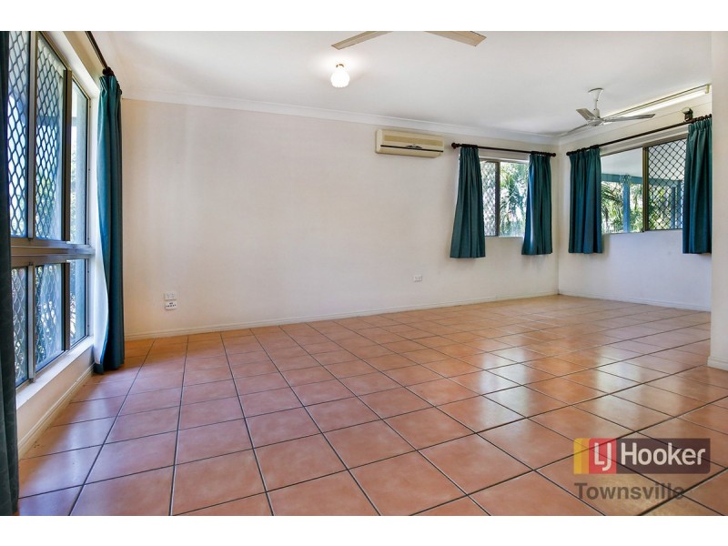 12 Fortunia Lane, Kirwan QLD 4817