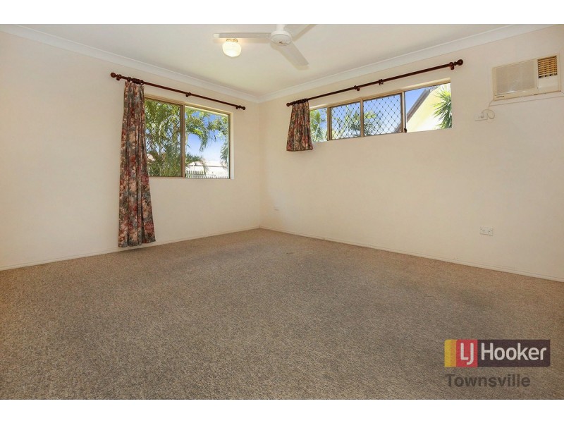 12 Fortunia Lane, Kirwan QLD 4817