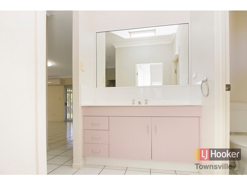 17 Arawa Street, Kelso QLD 4815