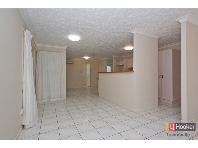 13 Avon Avenue, Kirwan QLD 4817