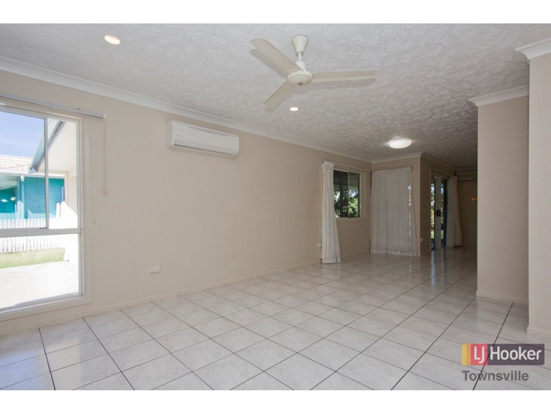 13 Avon Avenue, Kirwan QLD 4817