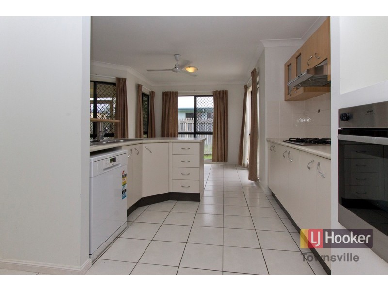 8 Concord Crescent, Kirwan QLD 4817