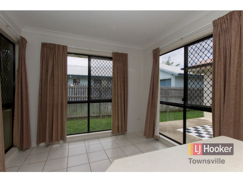 8 Concord Crescent, Kirwan QLD 4817