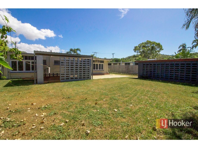 14 Wackett Street, Pallarenda QLD 4810