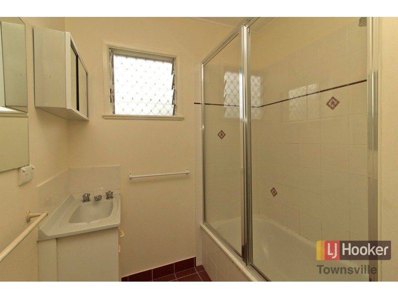 18 Leopold Street, Aitkenvale QLD 4814