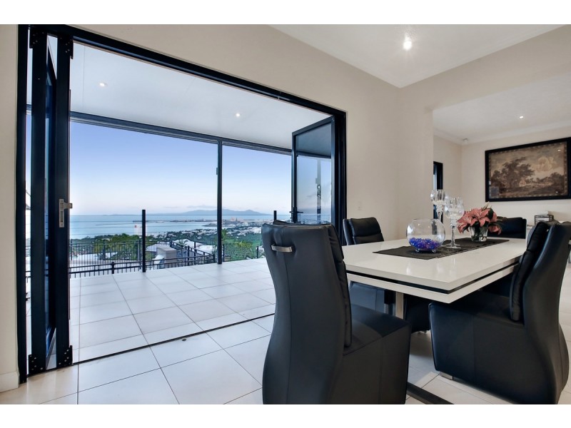 21 Balmoral Drive, Castle Hill QLD 4810