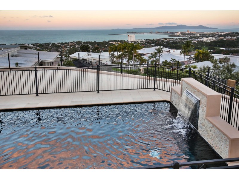 21 Balmoral Drive, Castle Hill QLD 4810