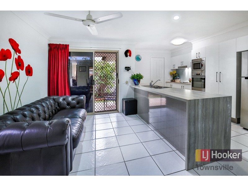 42 Wallace Circuit, Kirwan QLD 4817