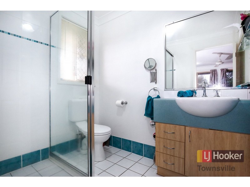 42 Wallace Circuit, Kirwan QLD 4817