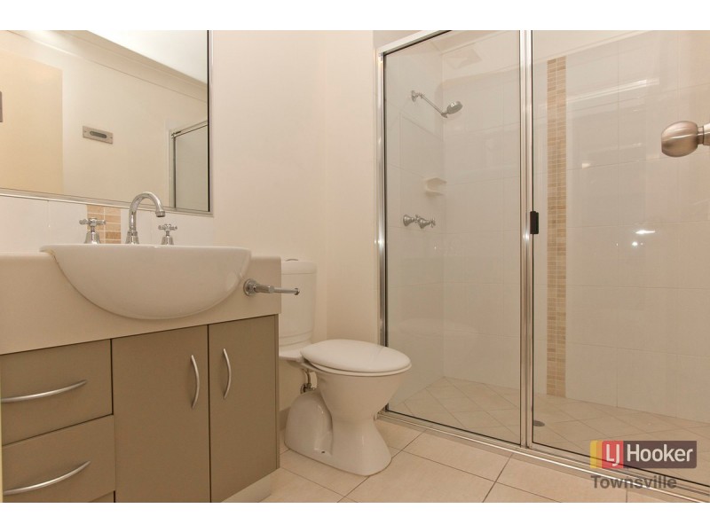 20/13 Albert Street, Cranbrook QLD 4814