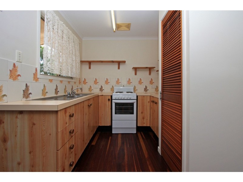 17 Lavarack Street, Mount Louisa QLD 4814