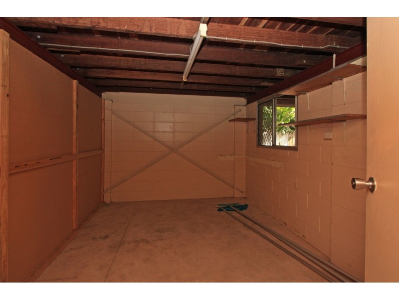 17 Lavarack Street, Mount Louisa QLD 4814