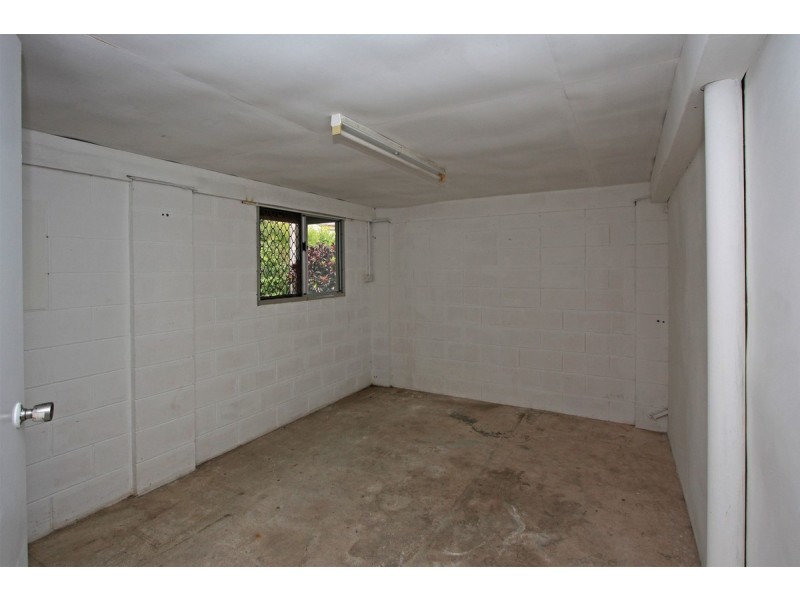 17 Lavarack Street, Mount Louisa QLD 4814