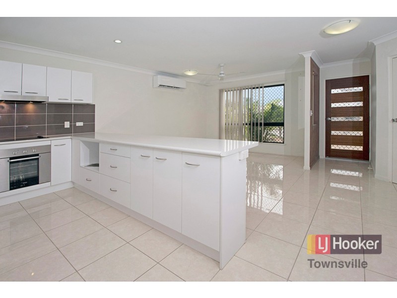 58 Daintree Drive, Bushland Beach QLD 4818