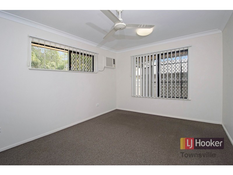 58 Daintree Drive, Bushland Beach QLD 4818