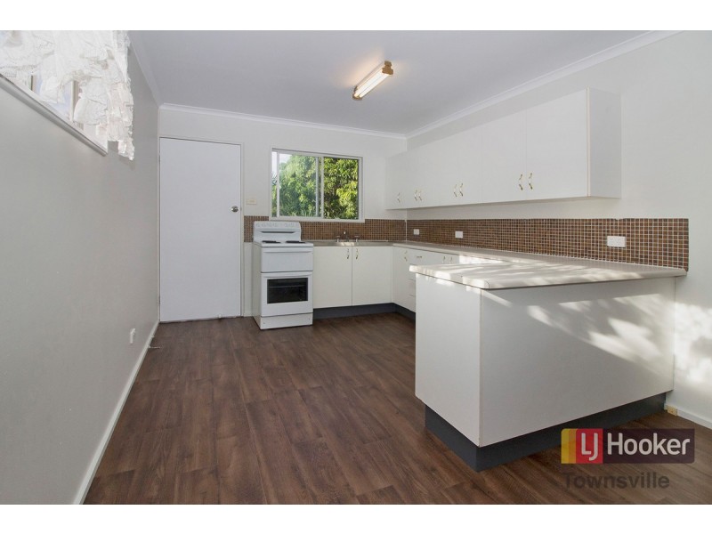 8 Lara Street, Cranbrook QLD 4814