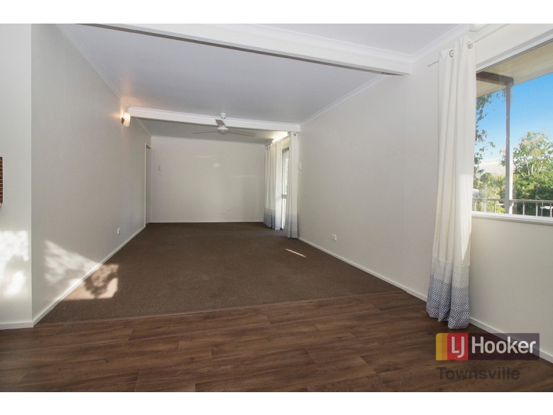 8 Lara Street, Cranbrook QLD 4814