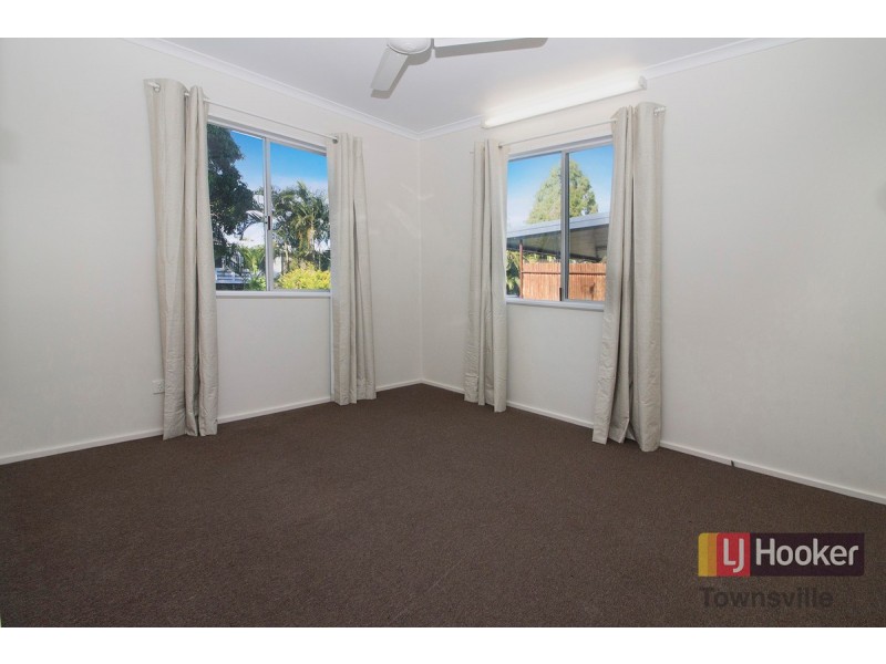 8 Lara Street, Cranbrook QLD 4814