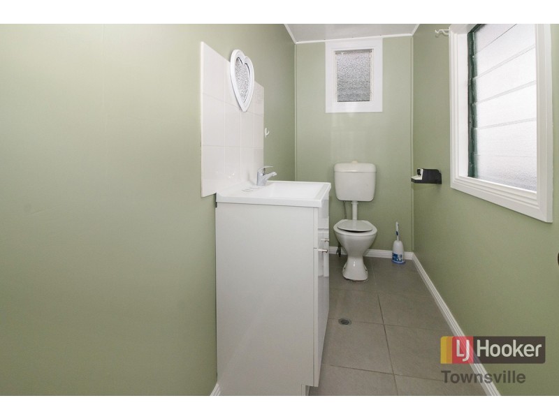 72 Todd Street, Railway Estate QLD 4810