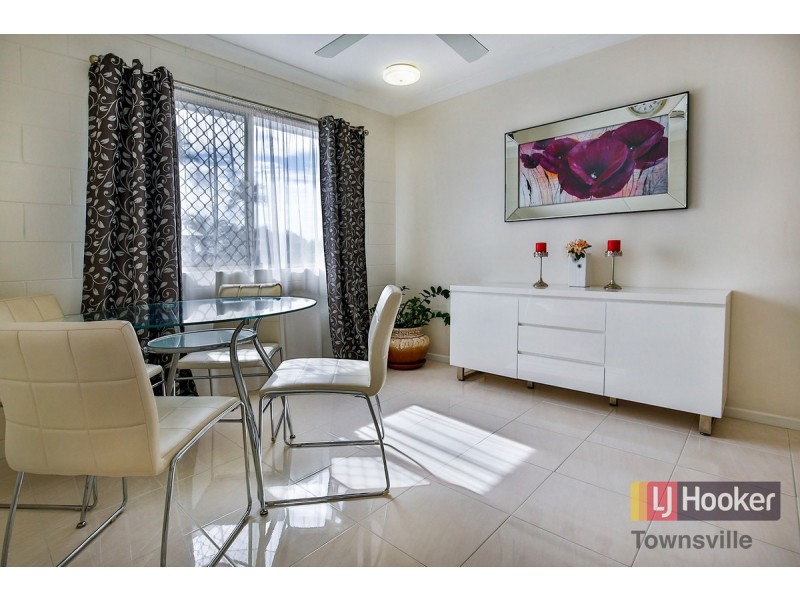 19 Doncaster Way, Mount Louisa QLD 4814