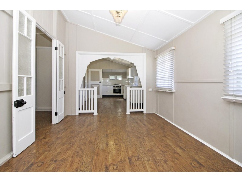 84 Corcoran Street, Currajong QLD 4812