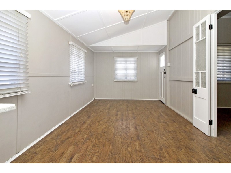 84 Corcoran Street, Currajong QLD 4812