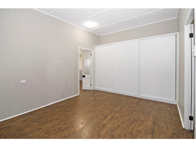 84 Corcoran Street, Currajong QLD 4812