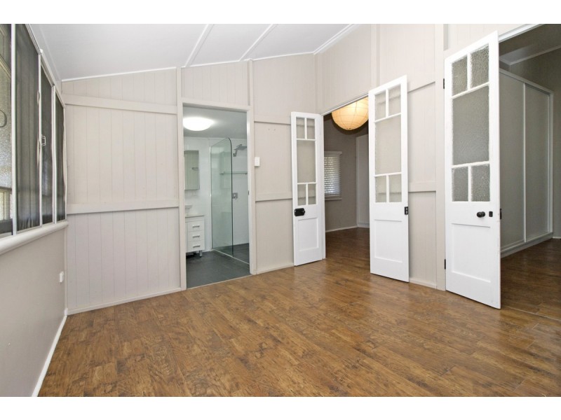 84 Corcoran Street, Currajong QLD 4812