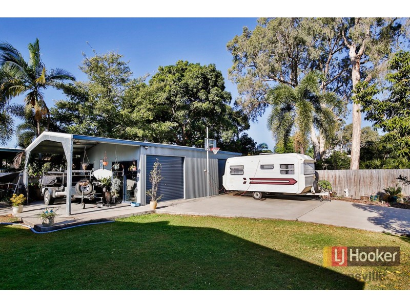 2 Lagoon Crescent, Saunders Beach QLD 4818