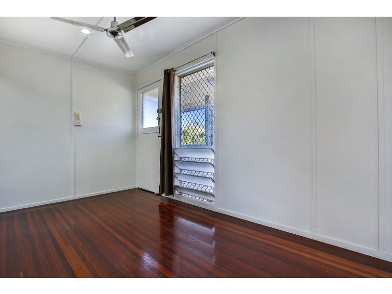 26 Riechelmann Street, Heatley QLD 4814