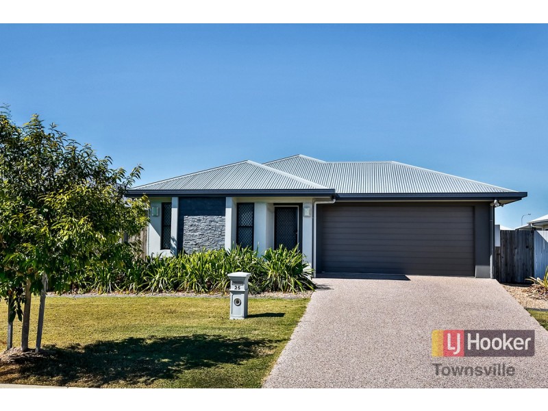 25 Marblewood Circuit, Mount Low QLD 4818