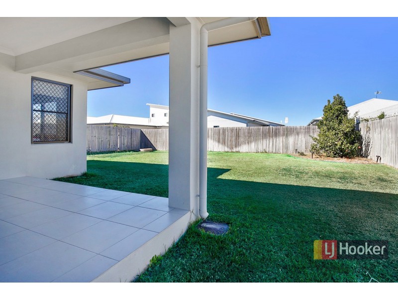 25 Marblewood Circuit, Mount Low QLD 4818