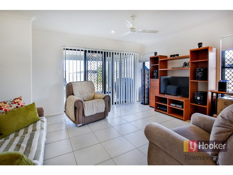 25 Marblewood Circuit, Mount Low QLD 4818
