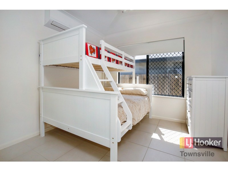25 Marblewood Circuit, Mount Low QLD 4818