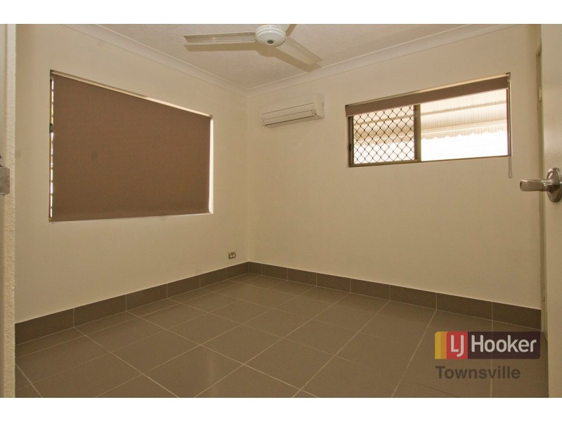 2/74 Mitchell Street, North Ward QLD 4810