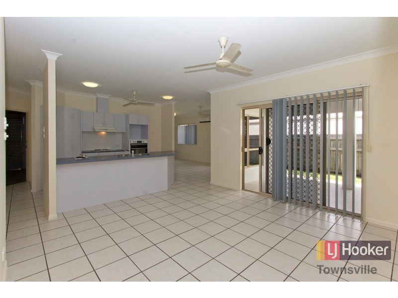 34 Young Circuit, Kirwan QLD 4817